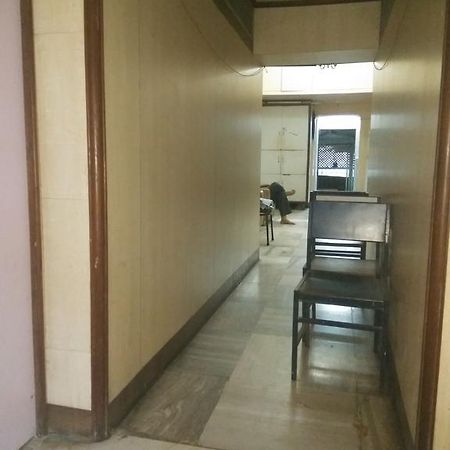 Hotel Rupali Mumbai Kültér fotó
